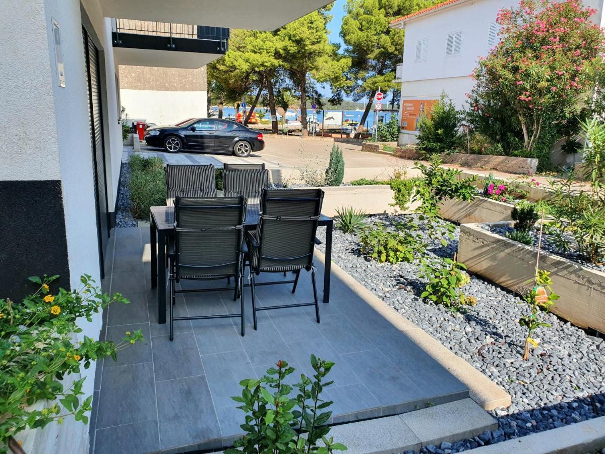 Apartmani Nerium Lovište Eksteriør bilde